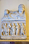 Volterra. La grandiosa serie di urne cinerarie del Museo Etrusco Guarnacci.
